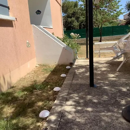 Lejlighed Un Sejour Entre Nimes Et Montpellier *