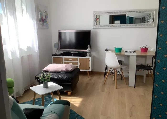 Un Sejour Entre Nimes Et Montpellier Souvignargues